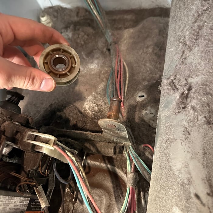 Pulley got stuck and broke