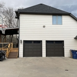 Court yard / Garage