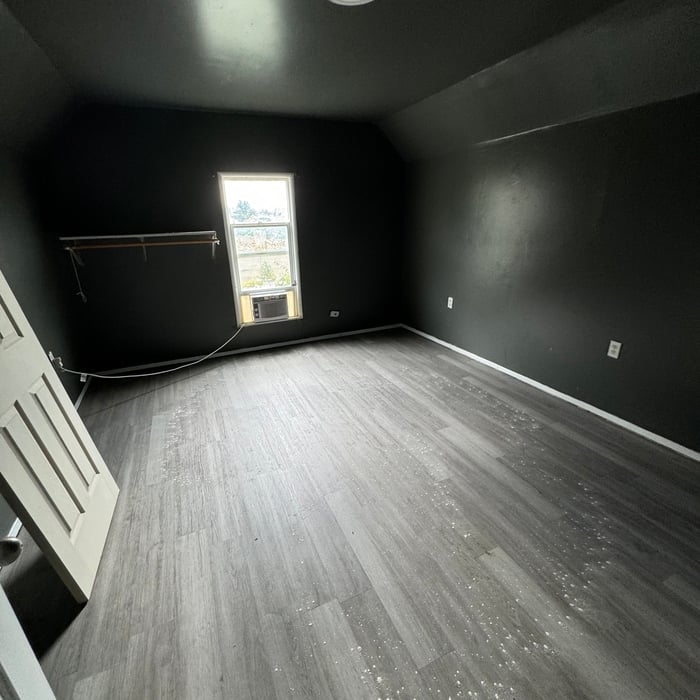 up stairs bedroom