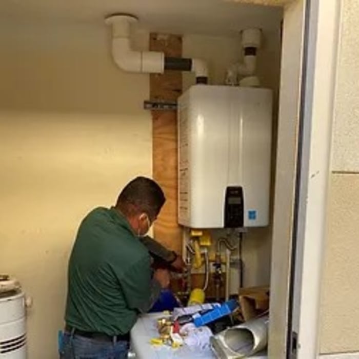 Tankless Water Heater Servicing