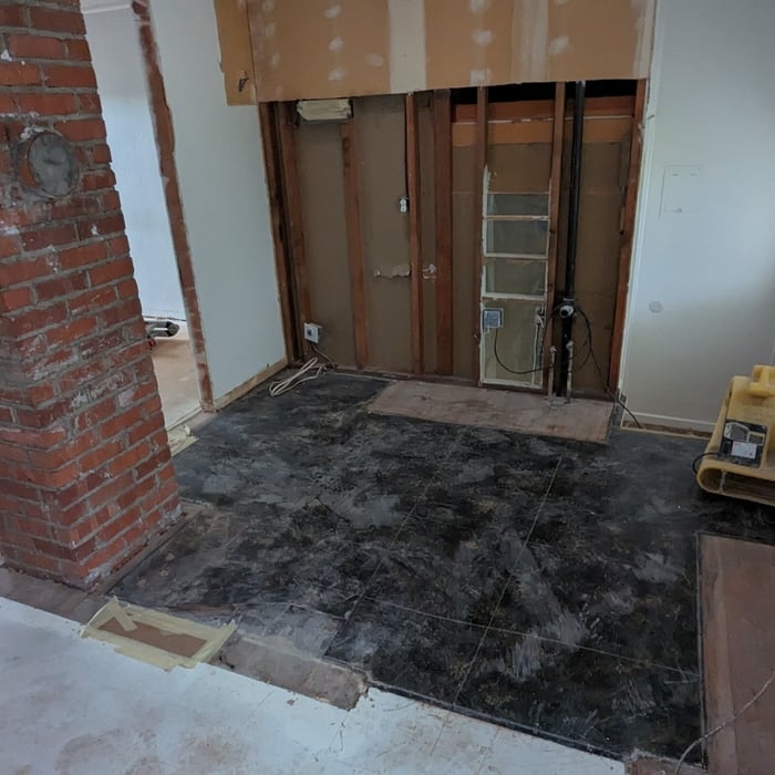 Kitchen damage and remodel in Richland