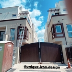 Custom Gate