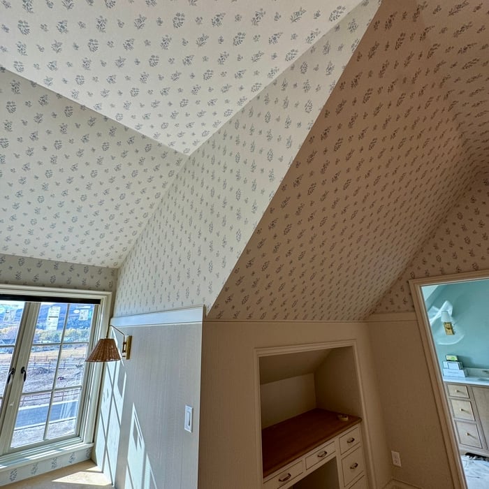 Walls/Ceiling-Midway