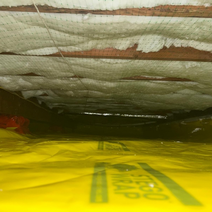 Crawl Space cleaning