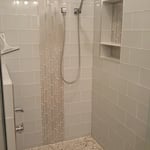 Glass tile