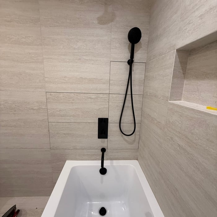Bathtub thermostatic