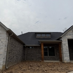 New Built Seamless Gutter