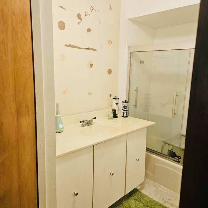 Deep clean a bathroom