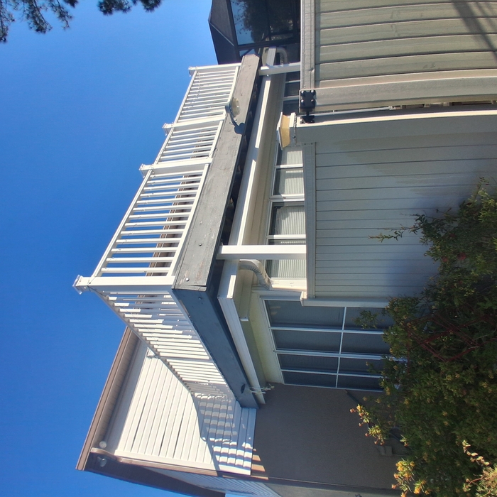 Upper deck demo/build