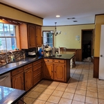 Kitchen and Breakfast