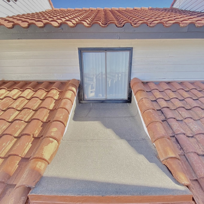 Tile Compllete