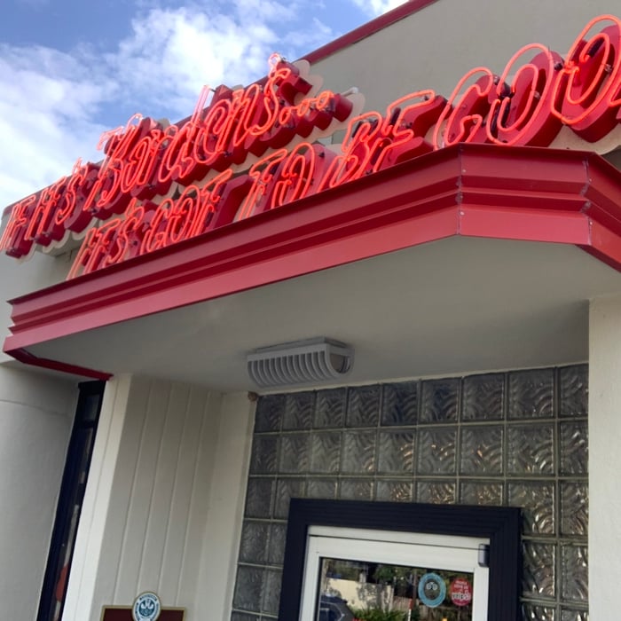 Borden’s Ice cream shoppe