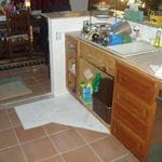 Kitchen Floor & Counter