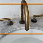 Bathroom fixture