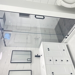 Sliding shower door