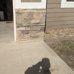 Stone veneer dry laid