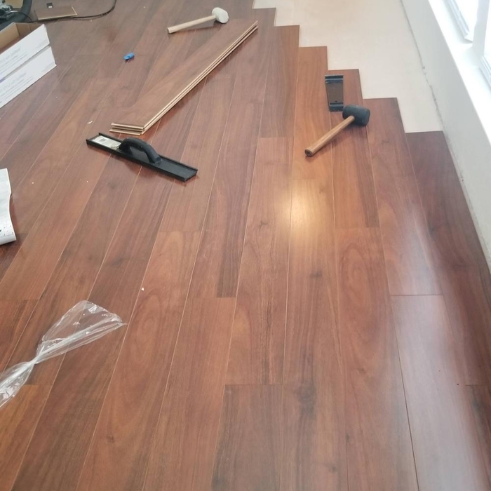 Tile and laminated floor