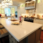 Honed Valley Gold Vein Marble, 5 cm thick