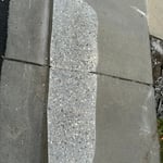 Monolithic curb