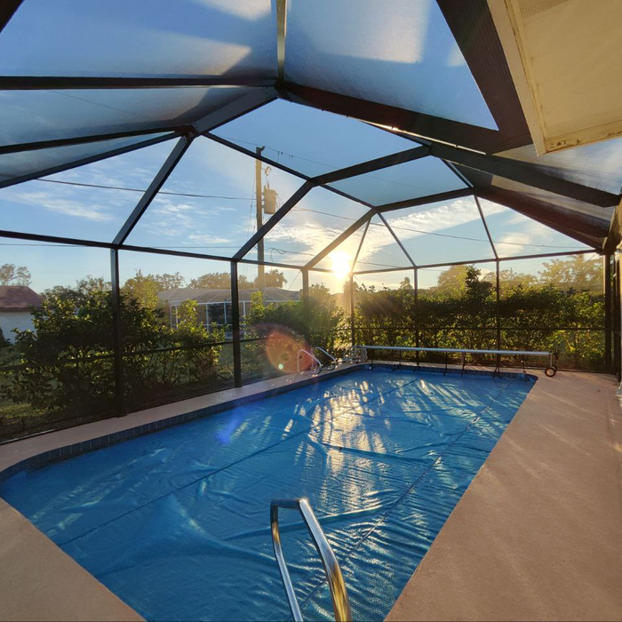 Pool cage
