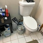 Full Bathroom Deep Clean
