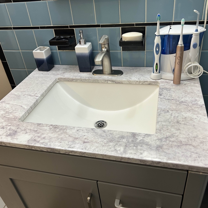 Full Bathroom Deep Clean