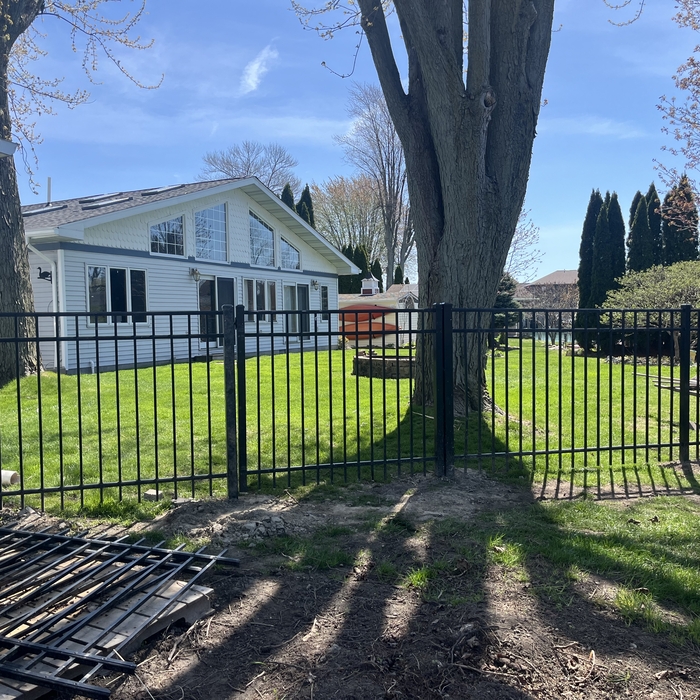 aluminum fence