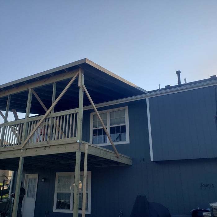 Screened in Deck & Roof
