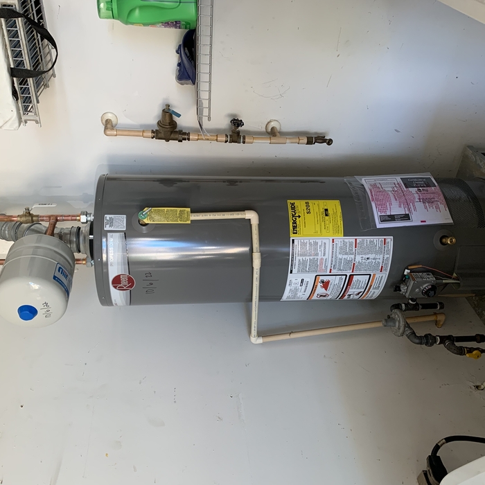 Gas water heater