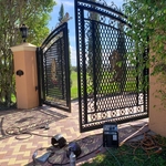 Custom Gate