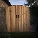 Custom privacy fences