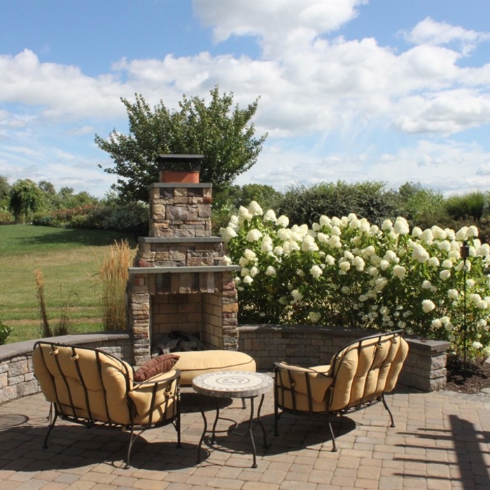 Patio Fireplace Builders