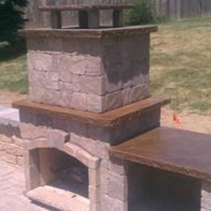 Custom Outdoor Fireplaces