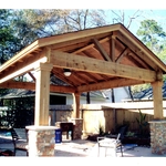 Beautiful and sturdy outdoor kitchen