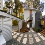 Entrance and court yard to studio apartment