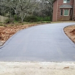 Broom finish driveway with stamped border
