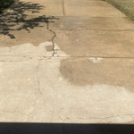 1,400 sq ft. Driveway cleaning