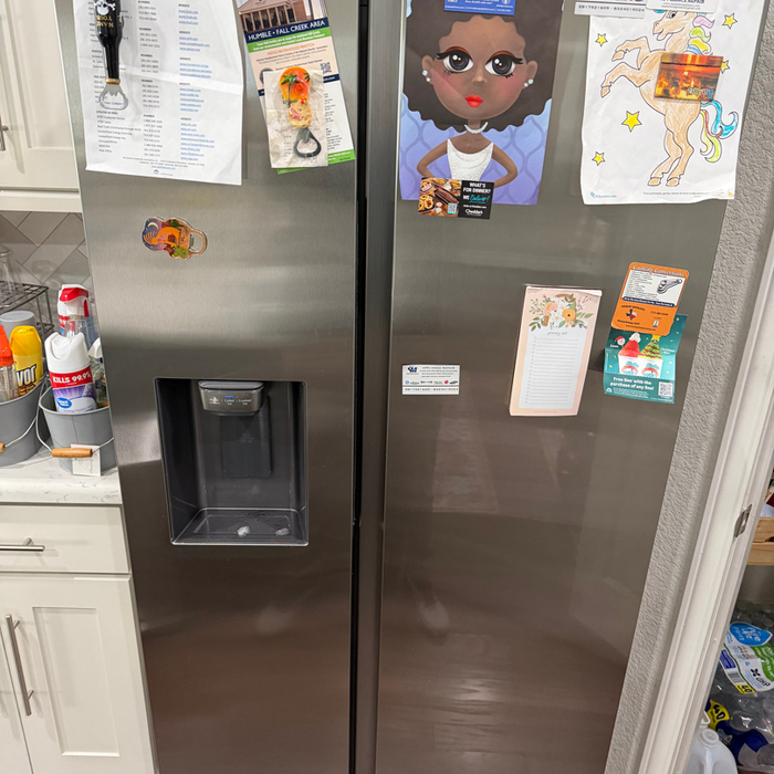 SAMSUNG REFRIGERATOR