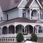 We painted the body of this and some trim last year and did a new roof . Roof was 3 years ago