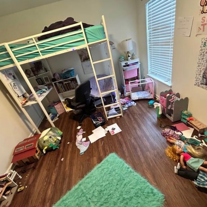 Before and after bedroom cleaning