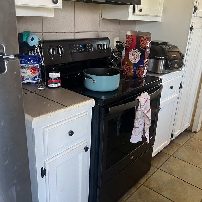 Before of the kitchen stove