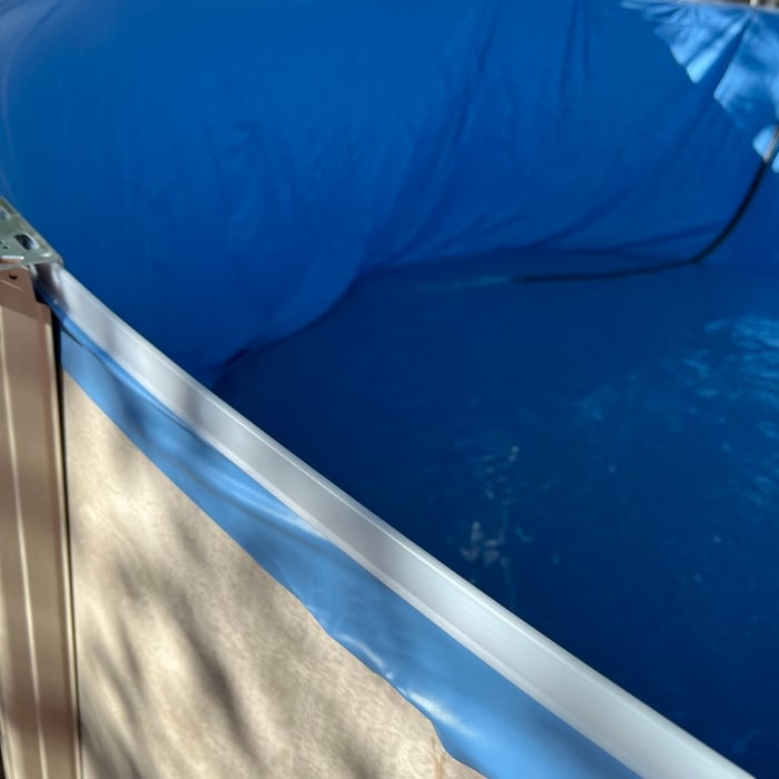 Above ground pool
