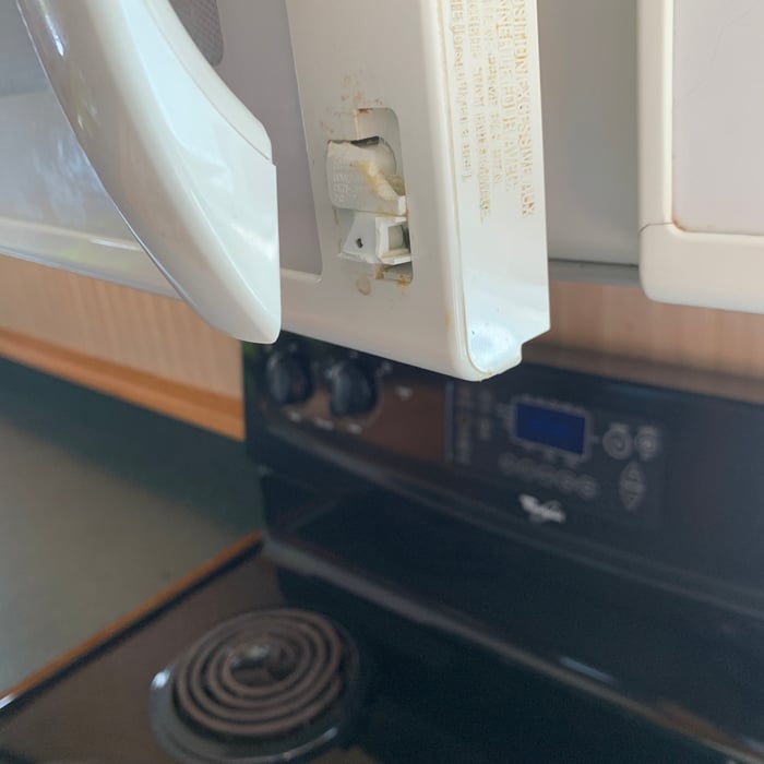 Microwave handle broken.