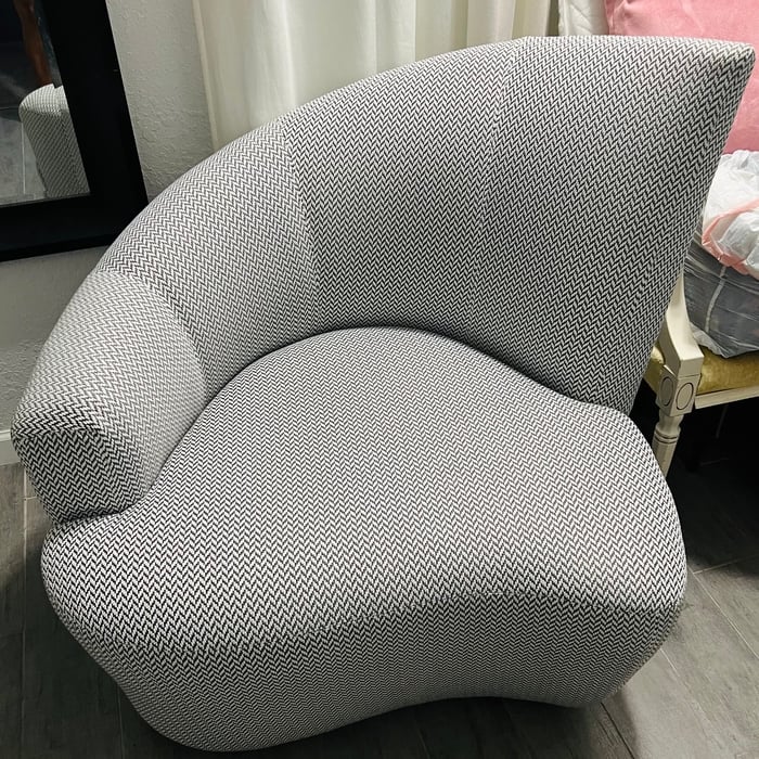 Fully restored swivel modern chair.
