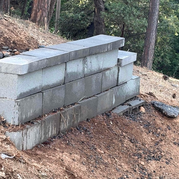 Retaining wall