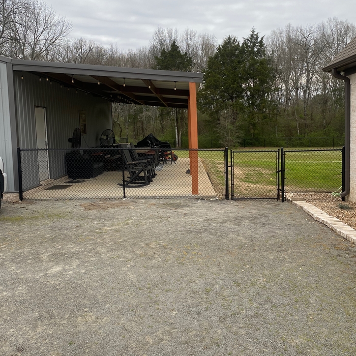 Front Span including a quaint 4 foot gate
