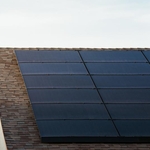 As of 2024, Sunrun’s solar panel typically feature high efficiency, durability, and innovative technology. While specific models may vary, here are some common specifications you might expect:
1. Efficiency
2. Power Output
3. Temperature Coefficient
4. Warranty
5. Materials
6. Certifications