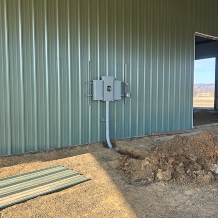 320 Amp Meterbase and two 200 amp disconnects