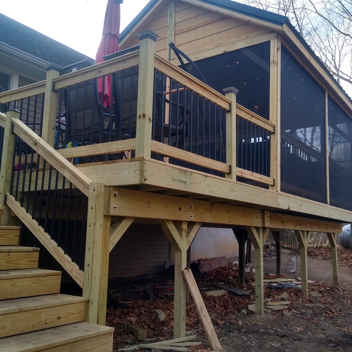 Screen porch
