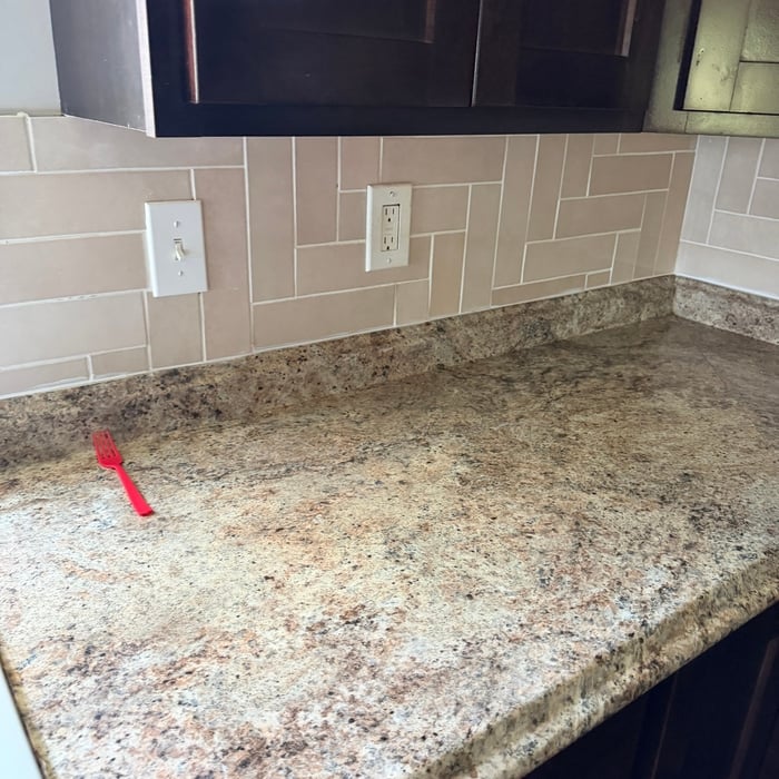 Kitchen backsplash